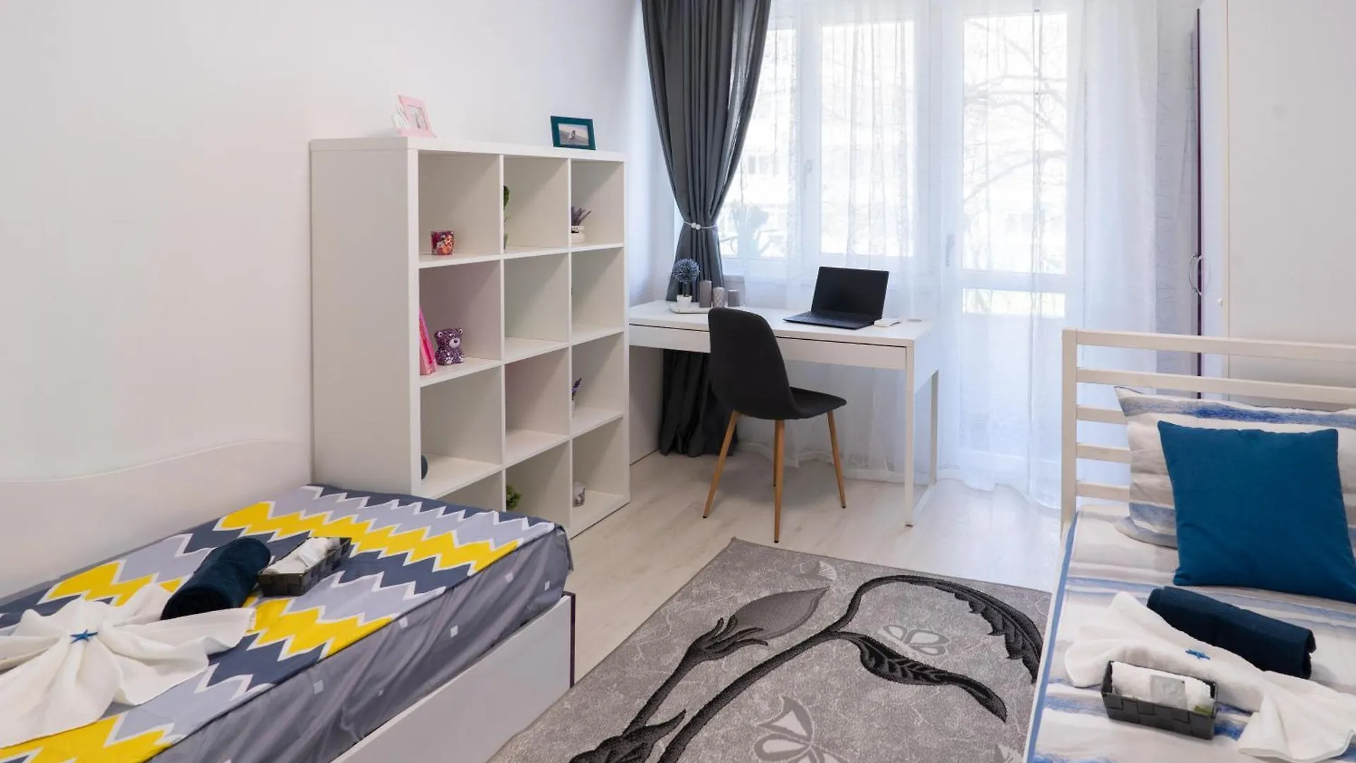Luxury 2 Bedroom Apartment In Central Варна