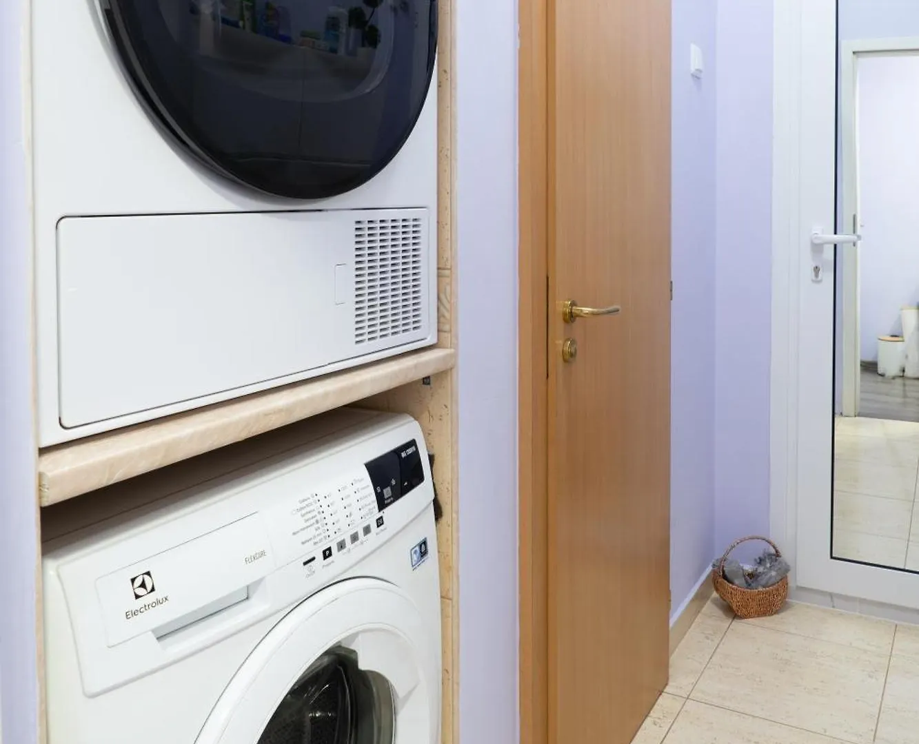 Luxury 2 Bedroom Apartment In Central Варна